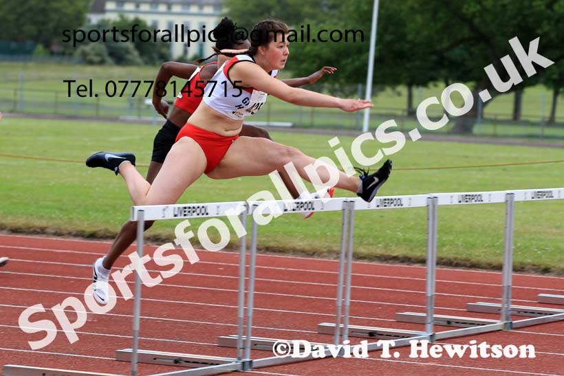 Womens under-20s 100 metres hurdles, 2022 Northern Senior and Under-20 Champs., Wavertree Athletics Centre, Liverpool. Photo: David T. Hewitson/Sports for All Pics